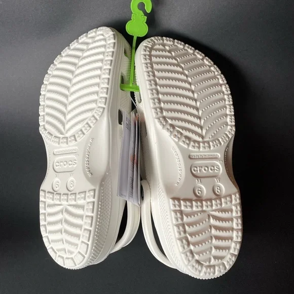 CROCS FOR WOMEN MINNIE MOUSE - Picture 8 of 9